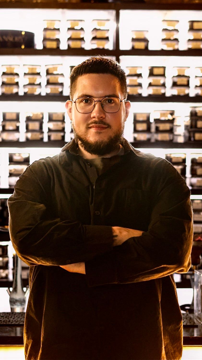 Mistrz shishy Selection przy ścianie smaków